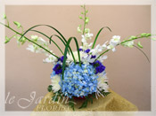 Blue Hawaiian :: Flower Arrangement